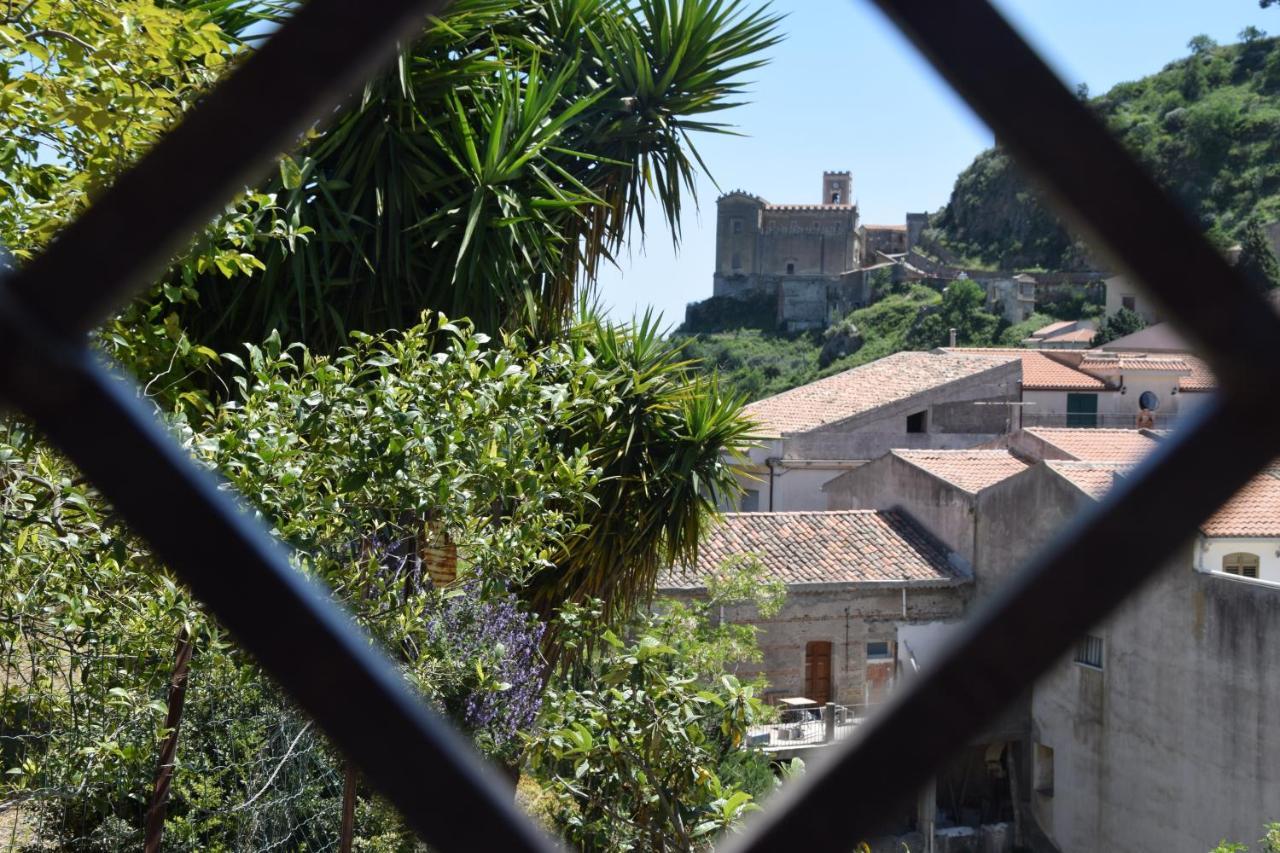 Villa Laura Savoca Buitenkant foto
